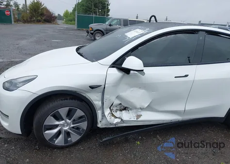 2021 Tesla Model Y Long Range Dual Motor All-Wheel Drive from USA, damaged, VIN 5YJYGDEE3MF158317